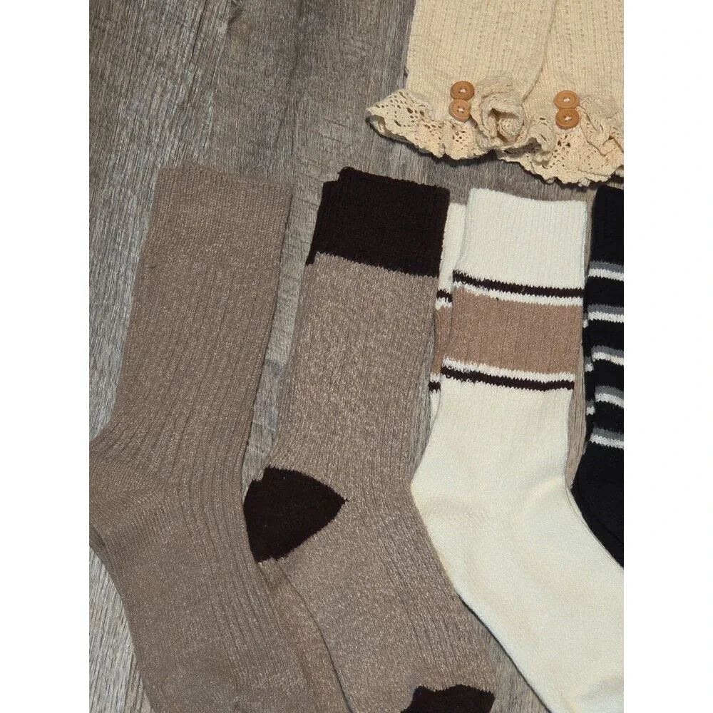 Muk Luks 5-Pair of Crew Height Cozy Women's Boot Socks for shoe size 6-11